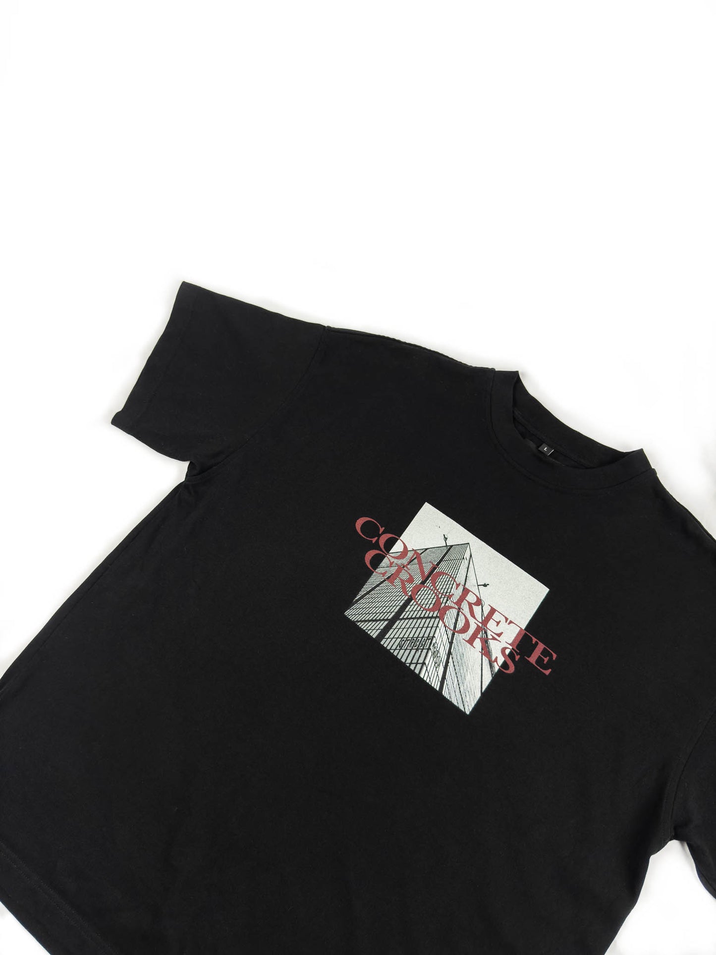 'CONCRETE CROOKS' tee